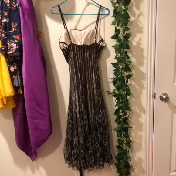 Striped brown cheetah print tulle A-line strapless knee length formal dress - Picture 3 of 7